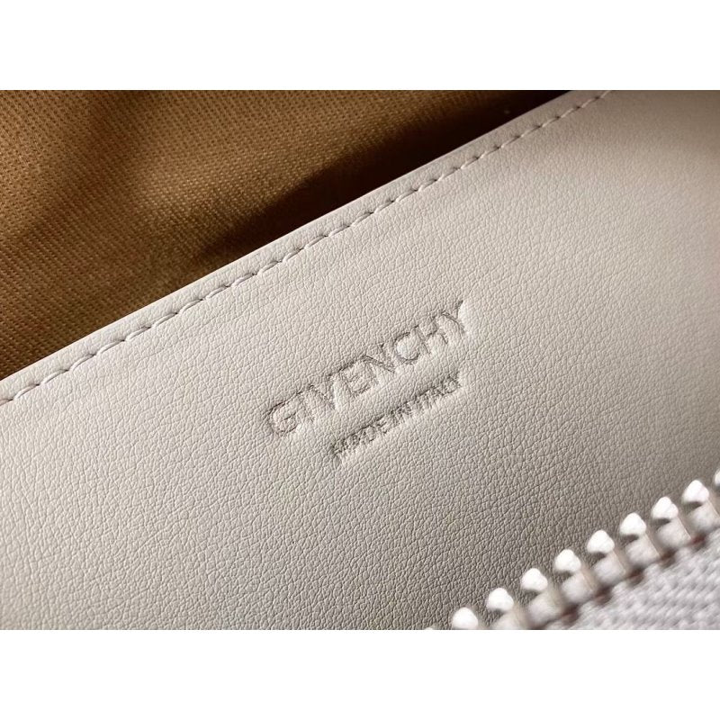 Givenchy Antigona Lock Bag BGV00173