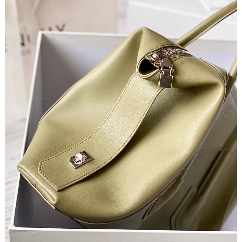 Givenchy Antigona Lock Bag BGV00174