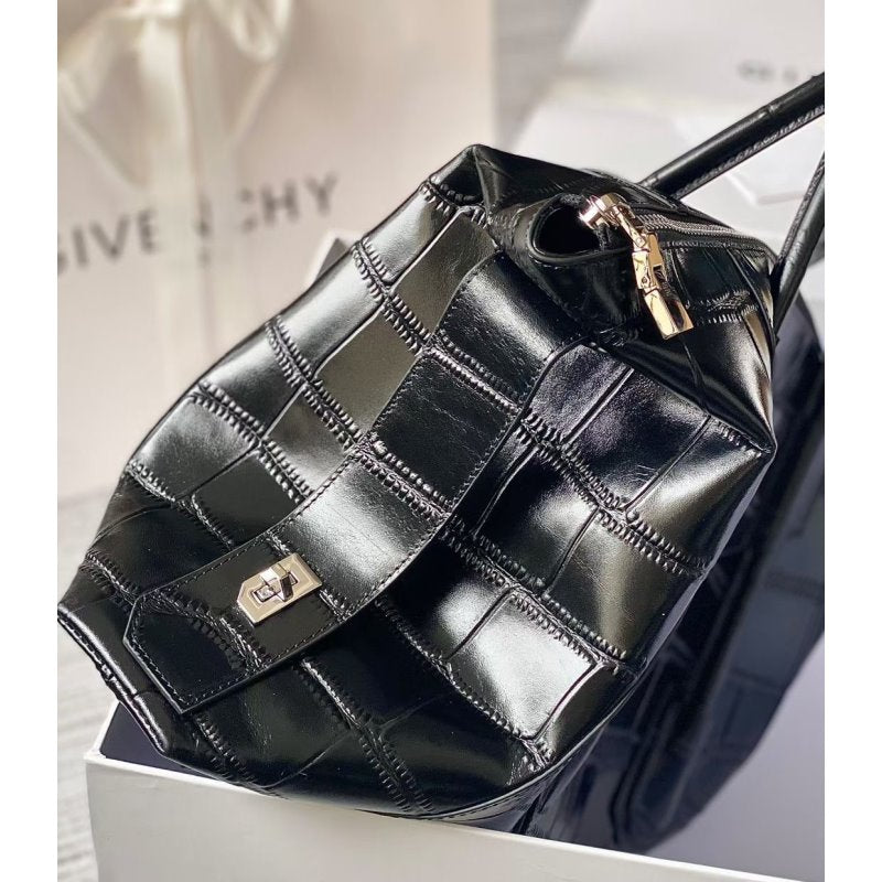 Givenchy Antigona Lock Bag BGV00175