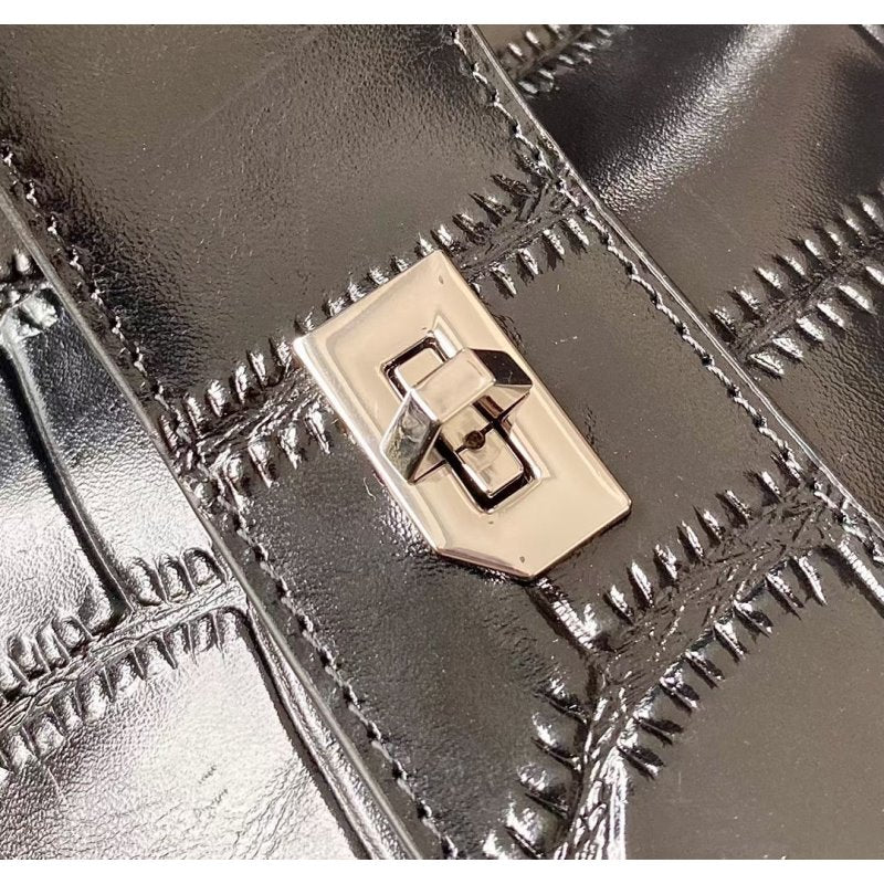 Givenchy Antigona Lock Bag BGV00175