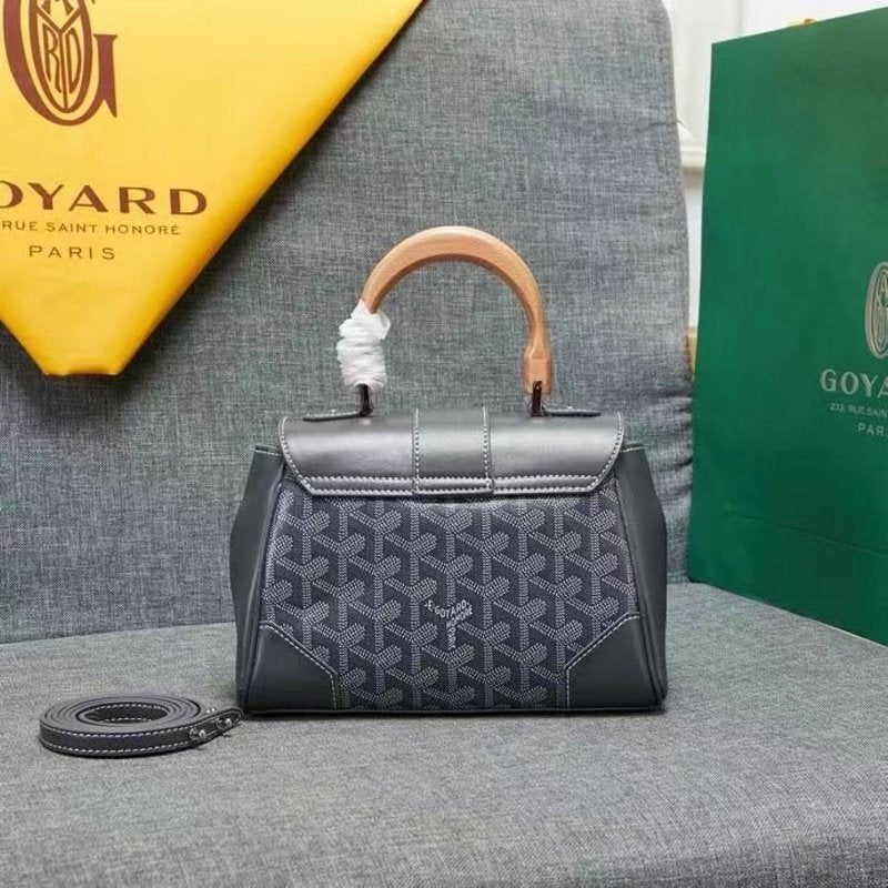 Goyard Gray Saigon soft souple bag GYD00167