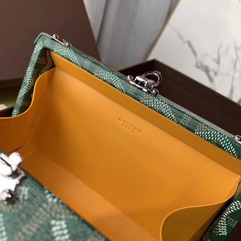 Goyard Green Box Bag GYD00177