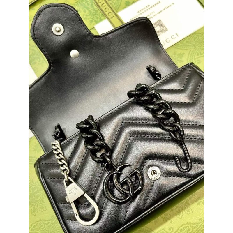 Gucci Gucci Marmont Chain Mini Bag BG02220