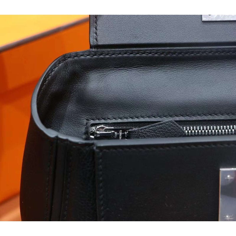 Hermes Evercolor Top Handle Bag BGMP1384
