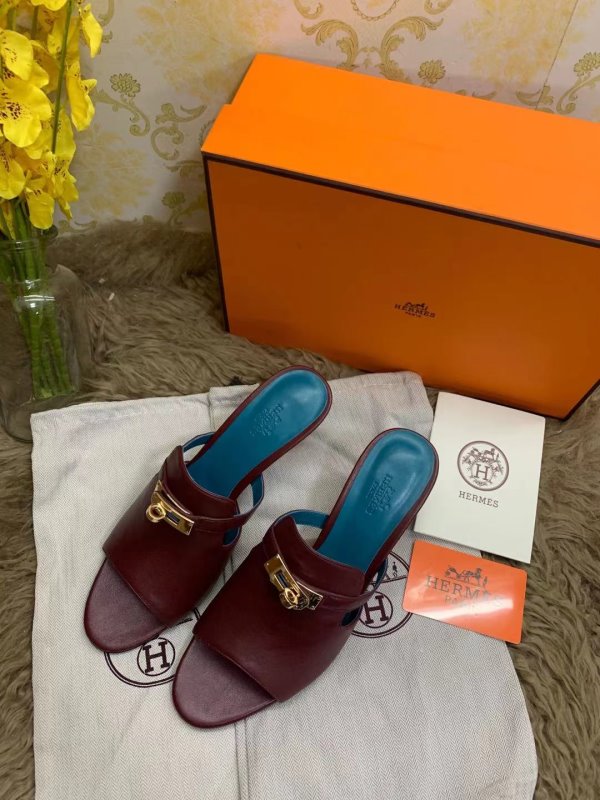 Hermes Maroon Heeled Sandals SHS02527