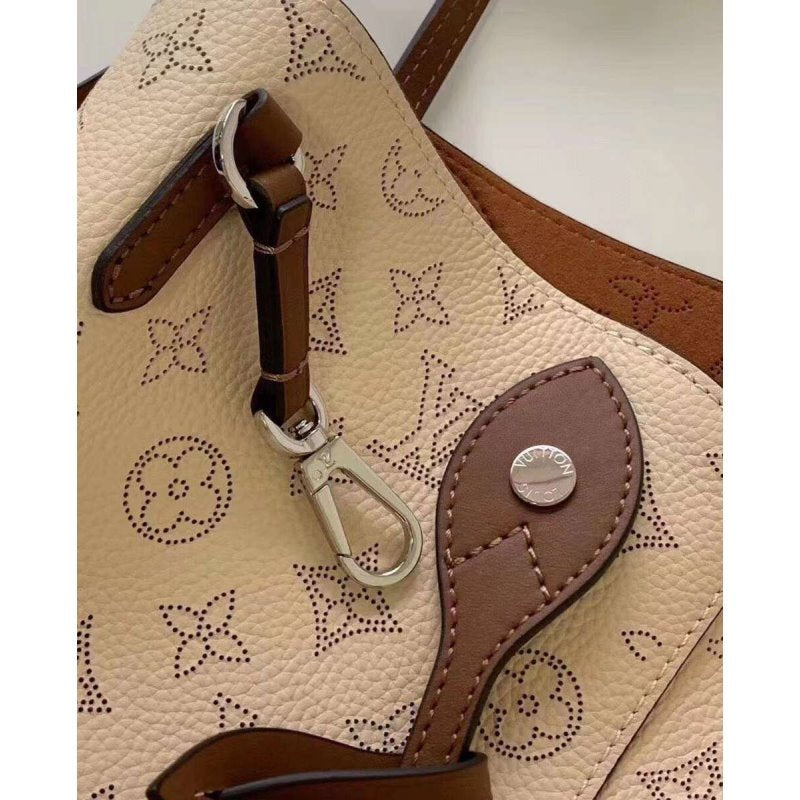 Louis Vuitton Hina Hand Bag BGMP1319