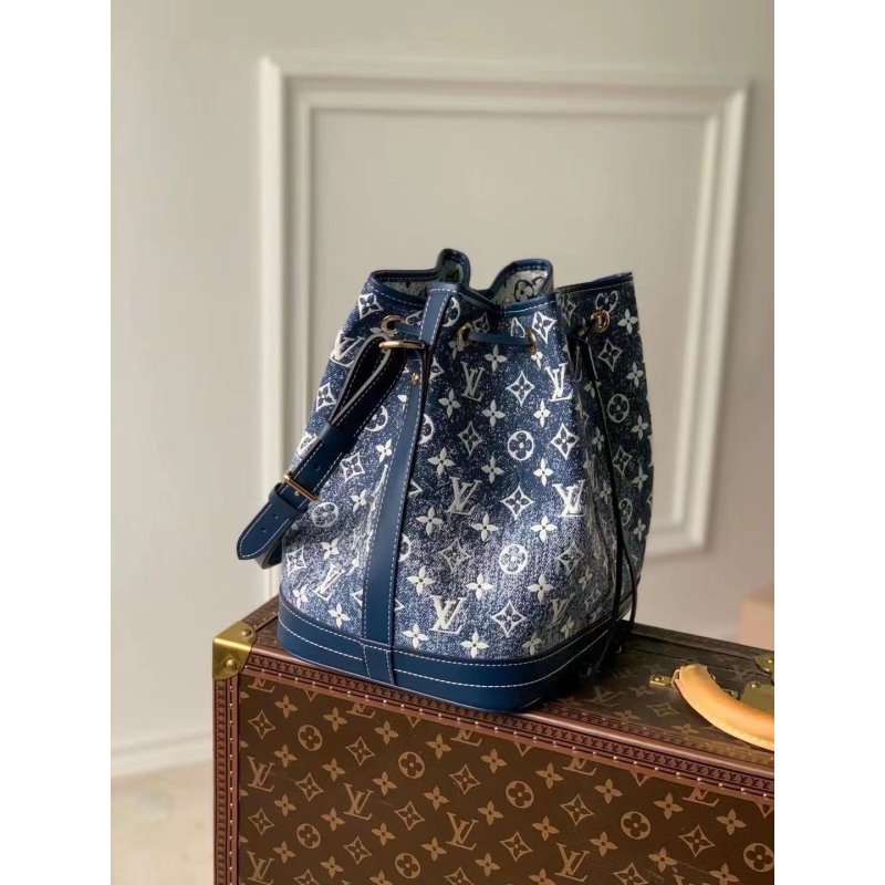 Louis Vuitton Neo Bucket Bag BLV00760