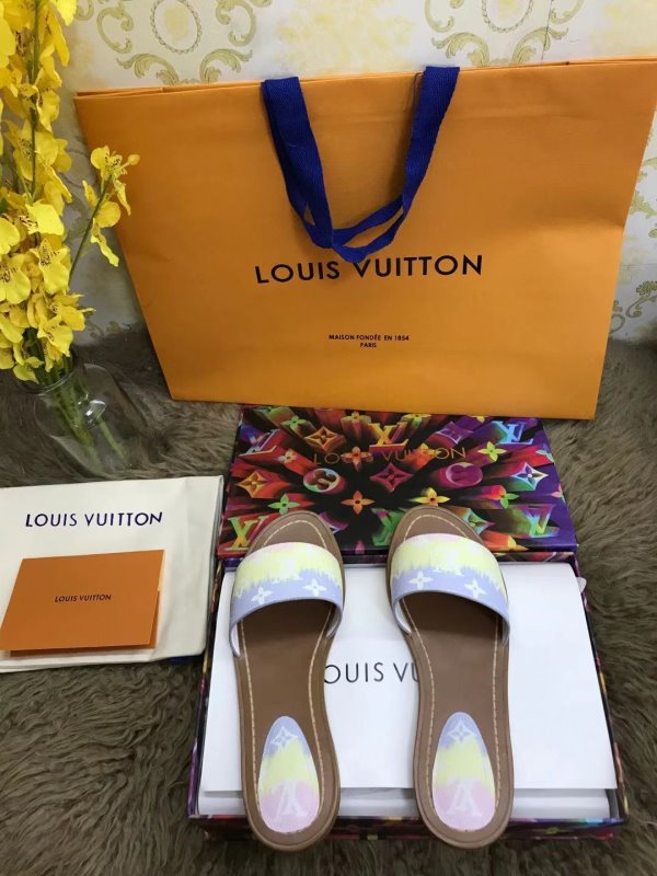 Louis Vuitton Sandals SHS02960