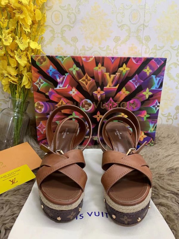 Louis Vuitton Sandals SHS02989