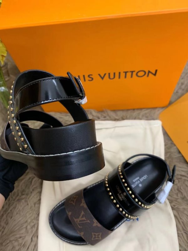 Louis Vuitton Sandals SHS02995