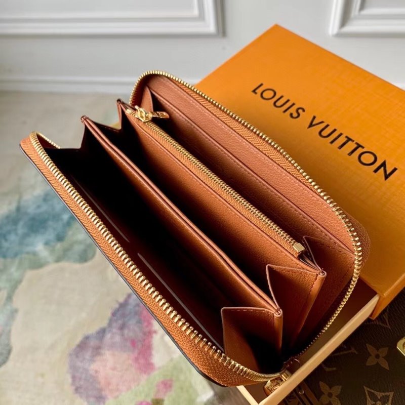 Louis Vuitton Zippy Wallet WLB01355