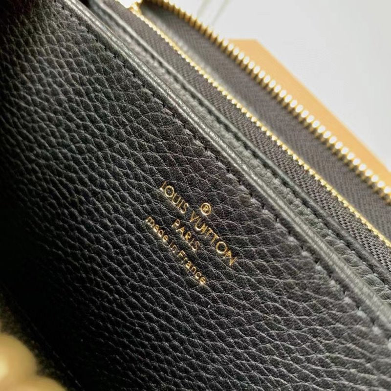 Louis Vuitton Zippy Wallet WLB01356