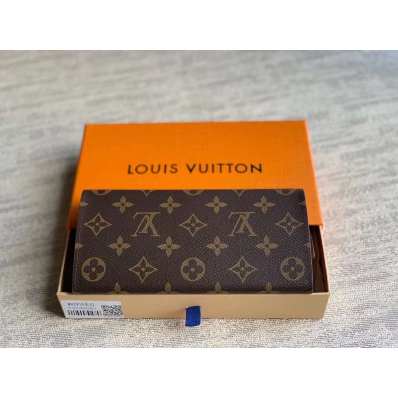 Louis Vuitton Emily Wallet  WB001326