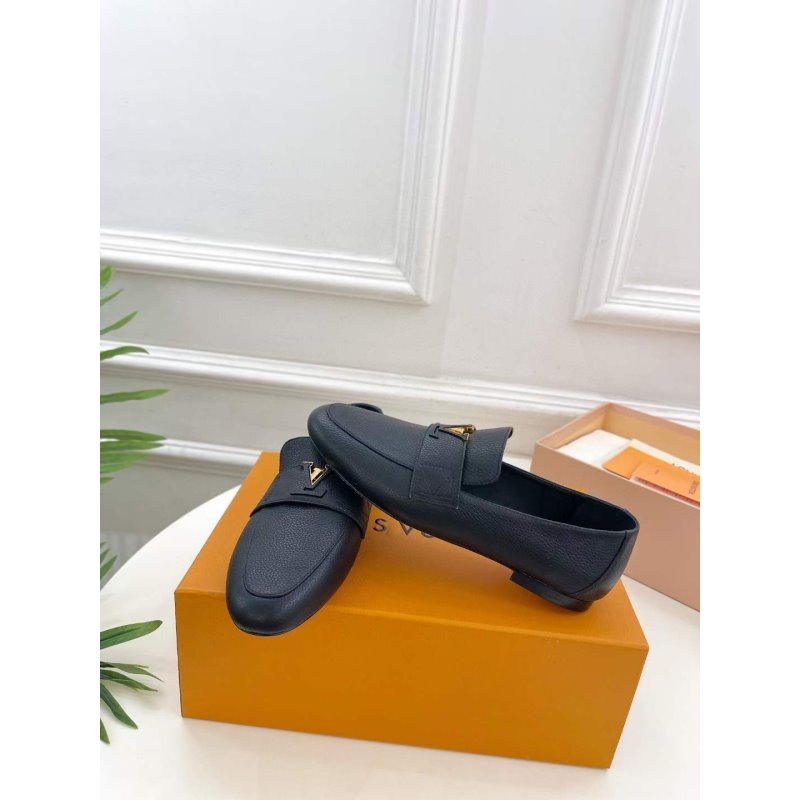 Louis Vuitton Loafers SH00041