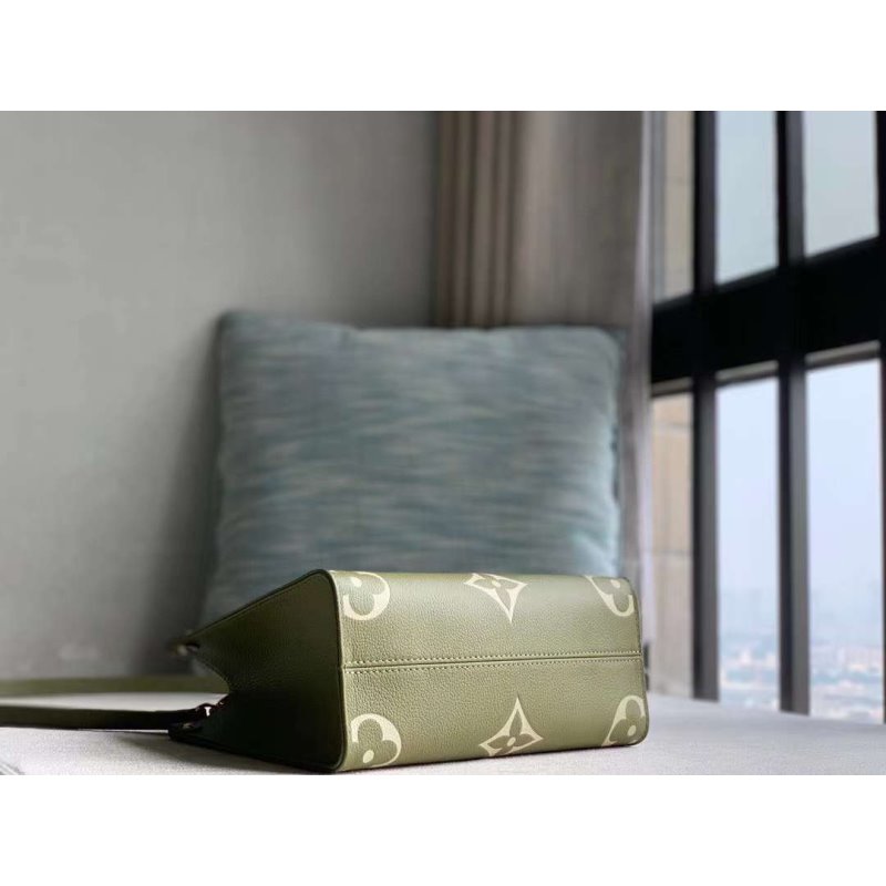 Louis Vuitton Onthego Hand Bag WB001405