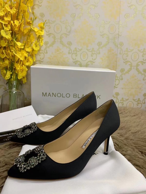 Manolo Blahnik Black Heeled Sandals SHS02529