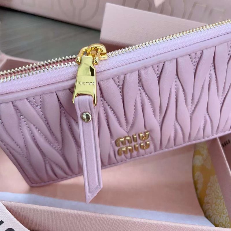 Miu Miu Pocket Wallet WB001363