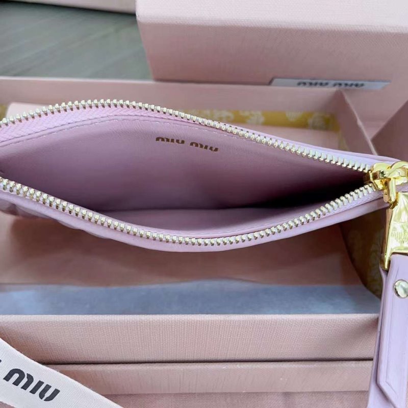 Miu Miu Pocket Wallet WB001363