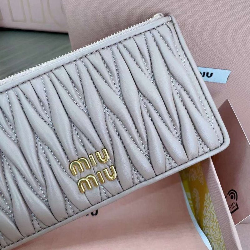 Miu Miu Pocket Wallet WB001364