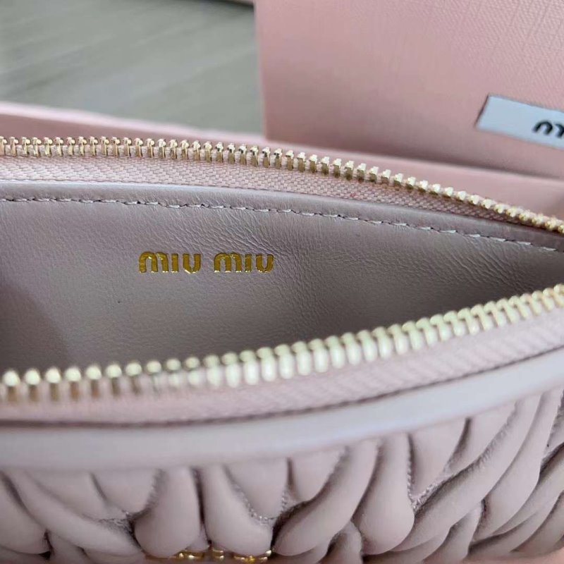 Miu Miu Pocket Wallet WB001364
