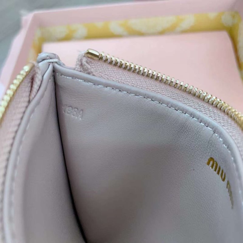 Miu Miu Pocket Wallet WB001364