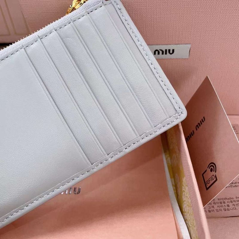 Miu Miu Pocket Wallet WB001366