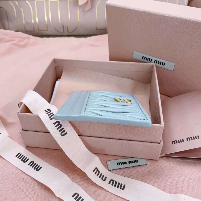 Miu Miu Pocket Wallet WB001369