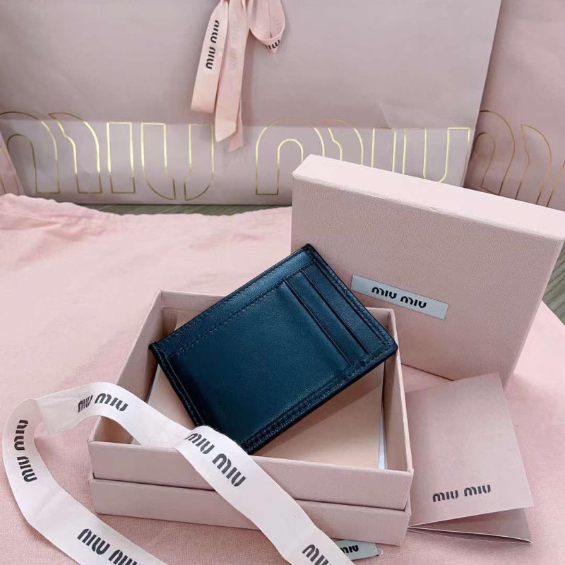 Miu Miu Pocket Wallet WB001370