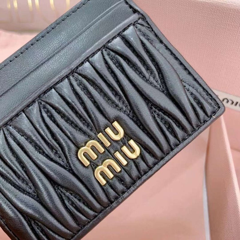 Miu Miu Pocket Wallet WB001370
