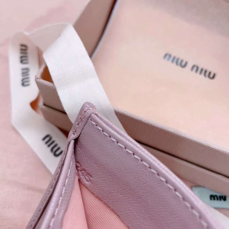 Miu Miu Pocket Wallet WB001371