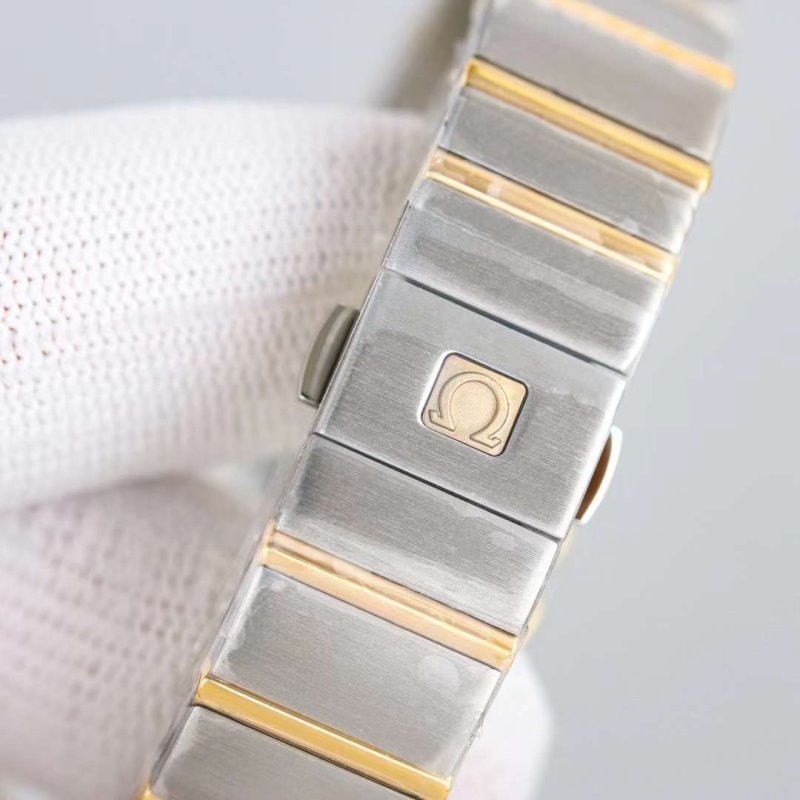 Omega Constellation Series Wrist Watch WAT02284