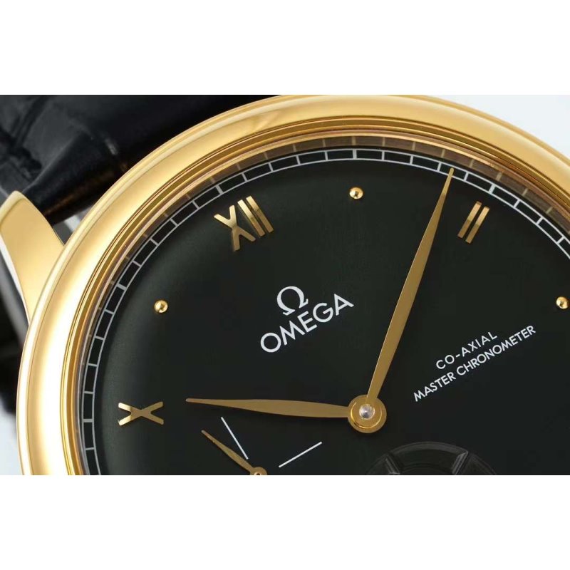 Omega Kinetic Energy Wrist Watch WAT02275