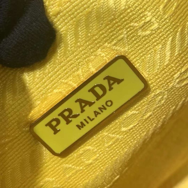 Prada Hobo Arm Bag BGMP1410