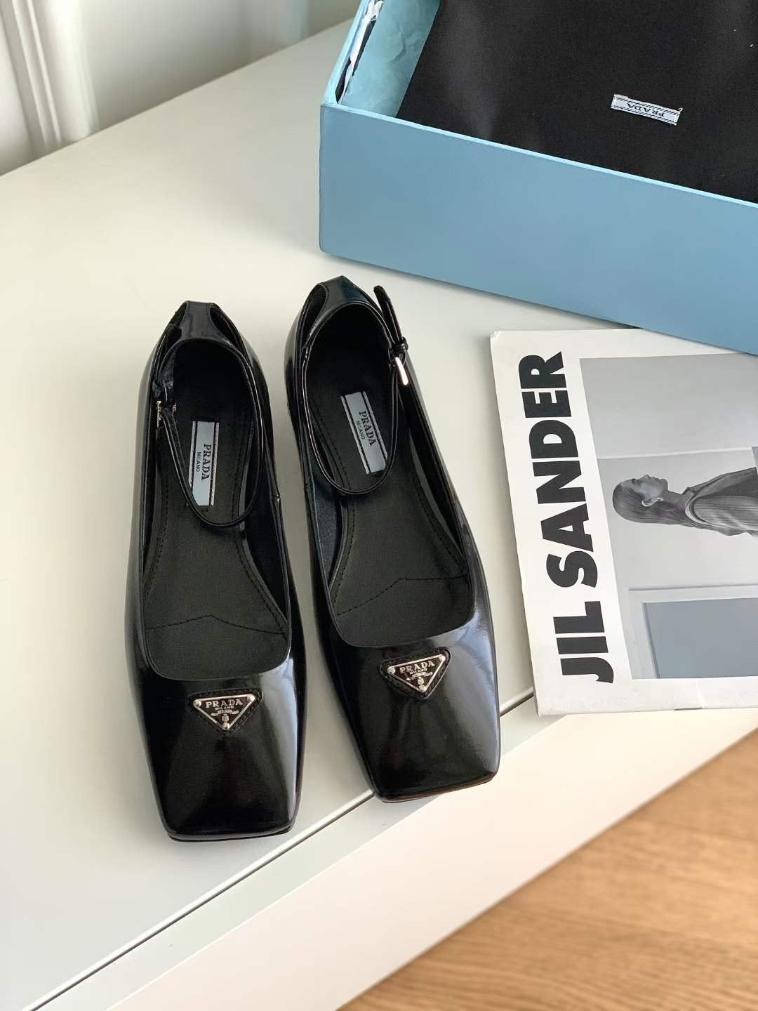 Prada Square Toe mary Jane Shoes  SHS04385