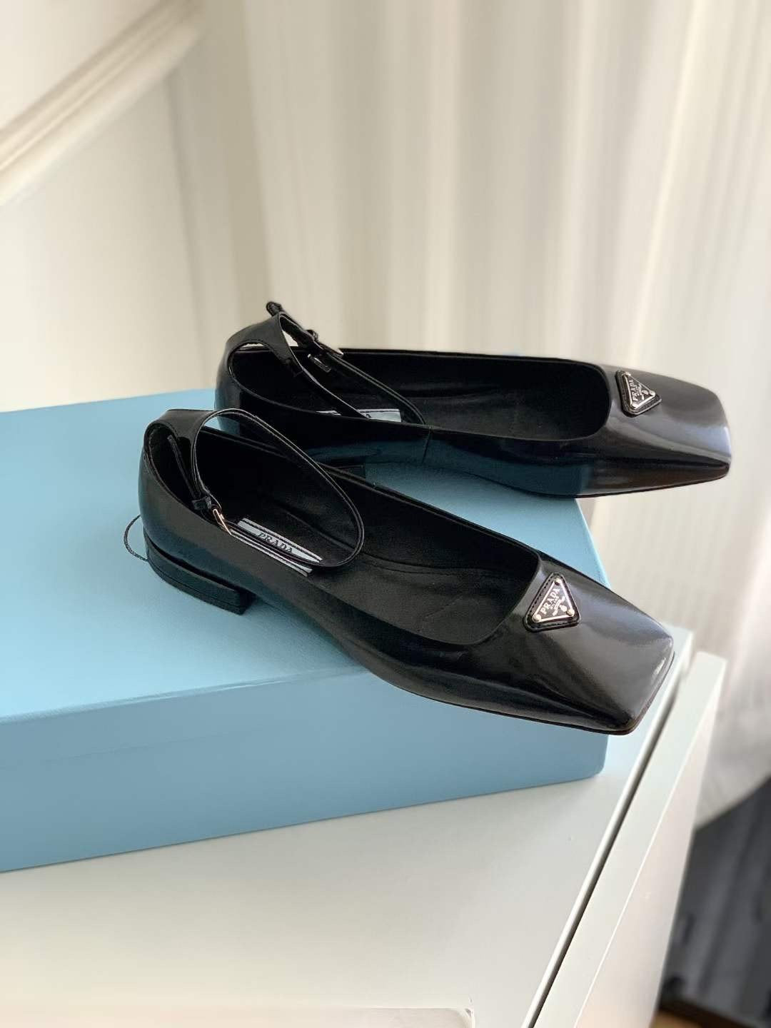 Prada Square Toe mary Jane Shoes  SHS04385