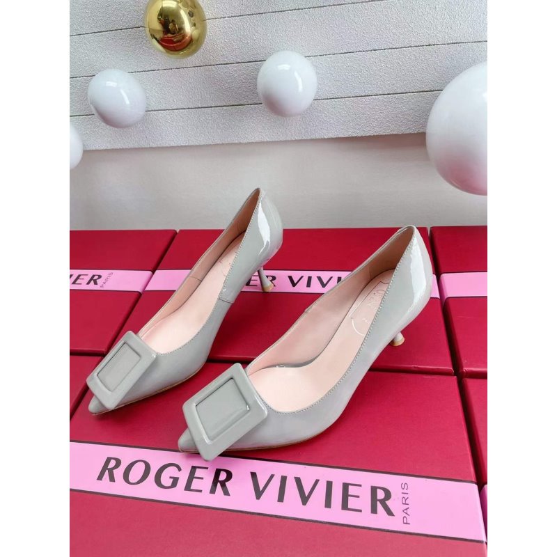 Roger Vivier Pointed Heel Sandals SHS05581