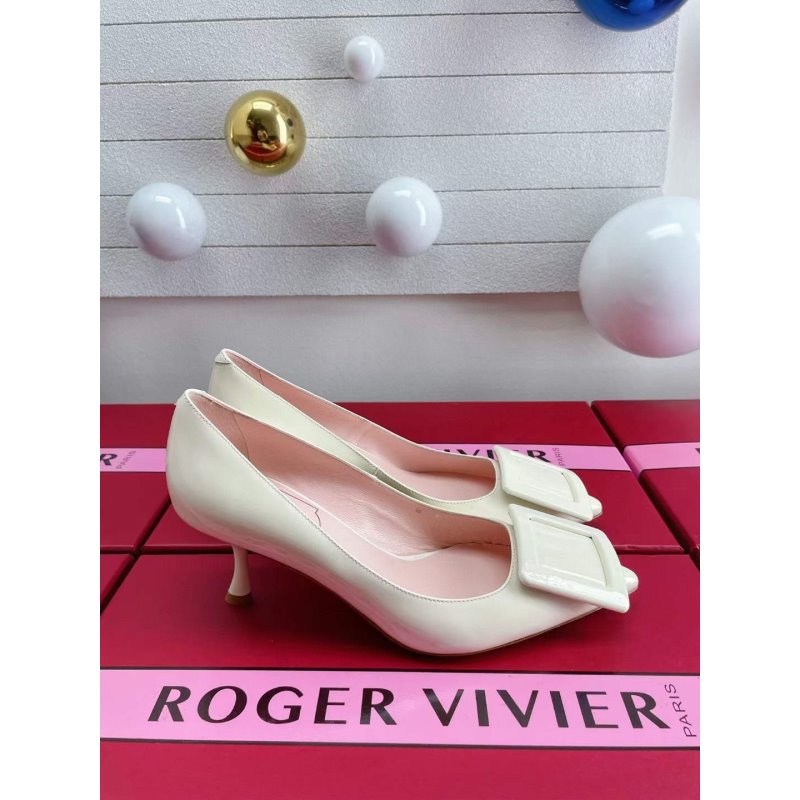 Roger Vivier Pointed Heel Sandals SHS05583