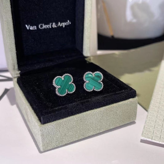 Van Cleef and Arpels Four Leaf Green Earrings JWL00831