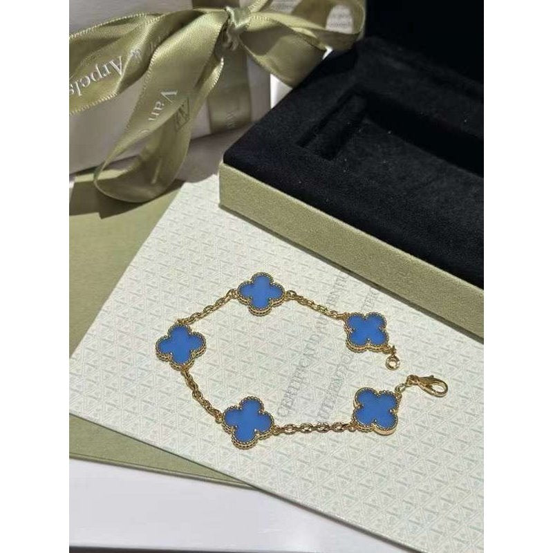 Van Cleef and Arpels Four Leaf Clover Bracelet JWL00171