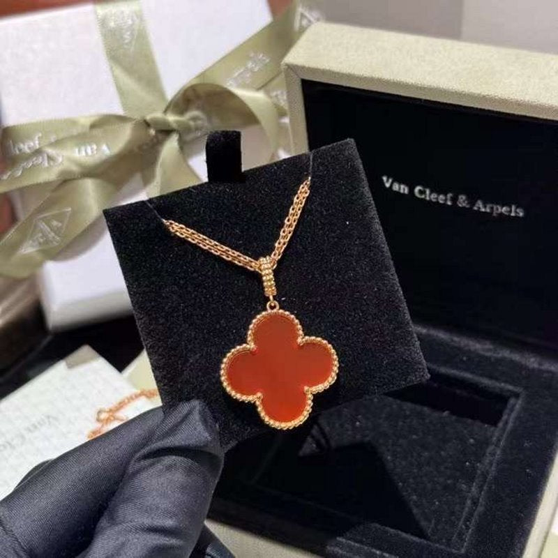 Van Cleef and Arpels Four Leaf Clover Necklace JWL00162