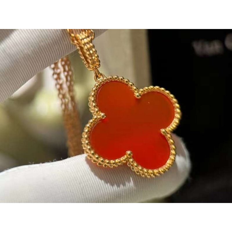 Van Cleef and Arpels Four Leaf Clover Necklace JWL00162