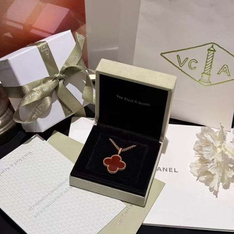Van Cleef and Arpels Four Leaf Clover Necklace JWL00162