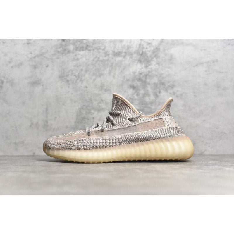 Yeezy 350V2 Boost Shoe SHS04765