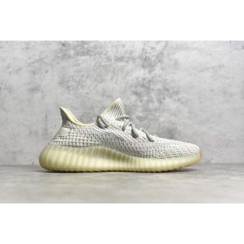 Yeezy 350V2 Boost Shoe SHS04766