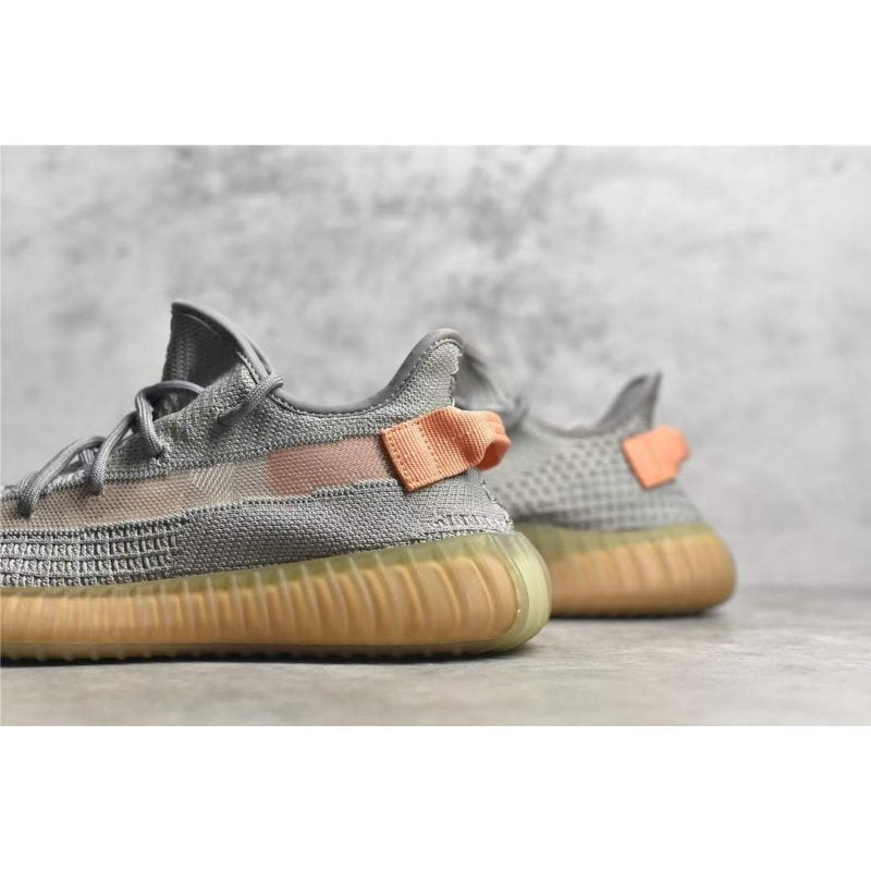 Yeezy 350V2 Boost Shoe SHS04780