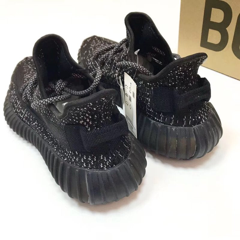 Yeezy Black Boost 350 v2 Sneakers SYZ00084