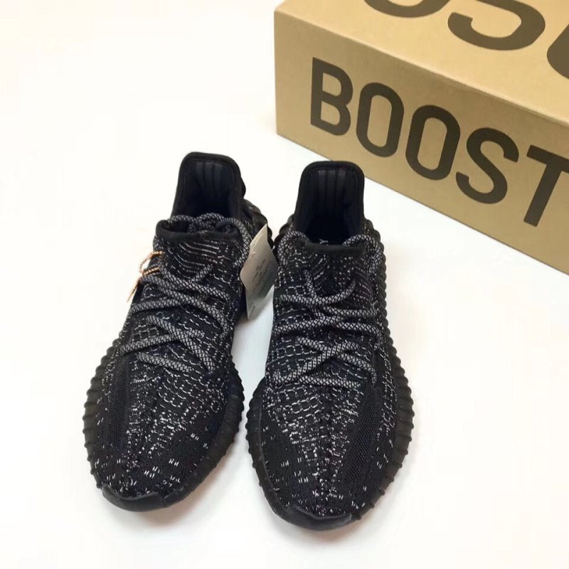 Yeezy Black Boost 350 v2 Sneakers SYZ00084