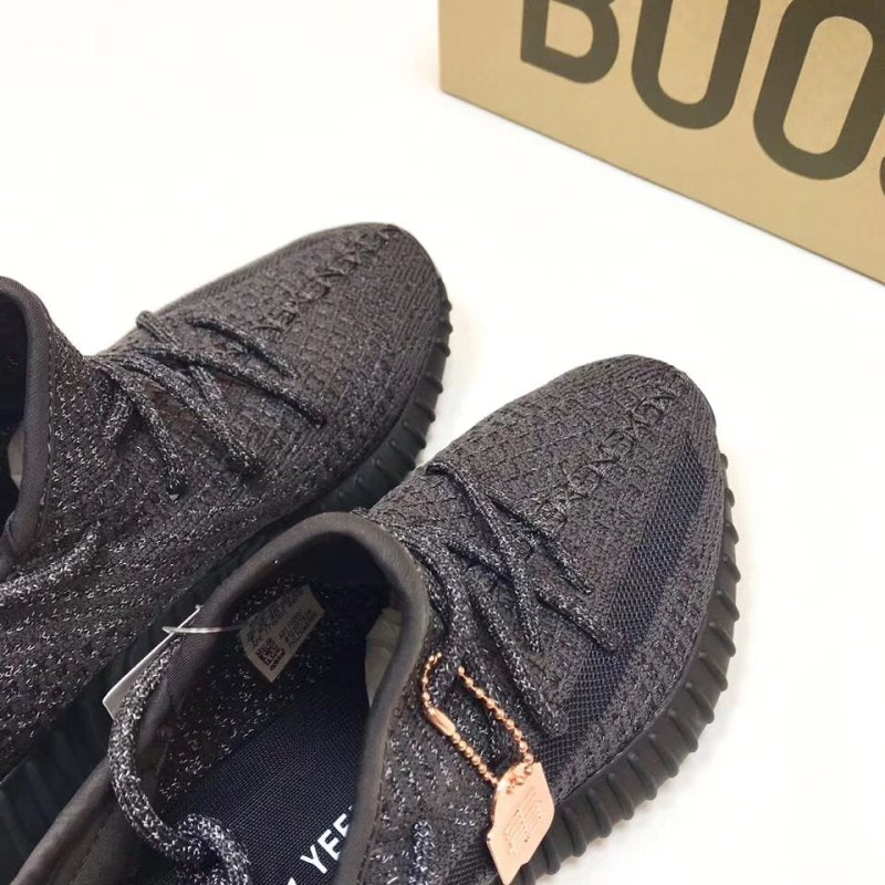 Yeezy Black Boost 350 v2 Sneakers SYZ00088