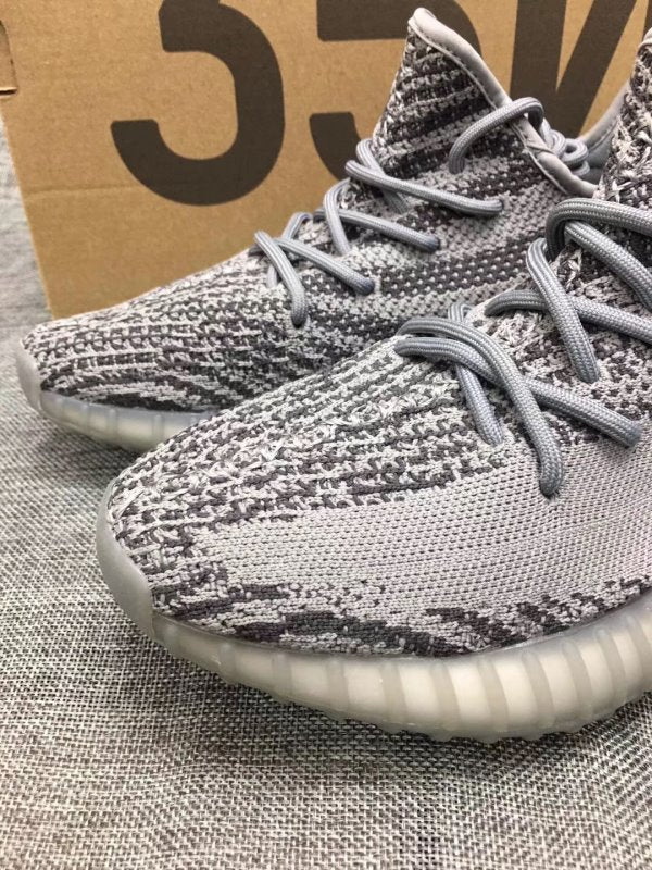 Yeezy Gray Boost 350 v2 Sneakers SYZ00071