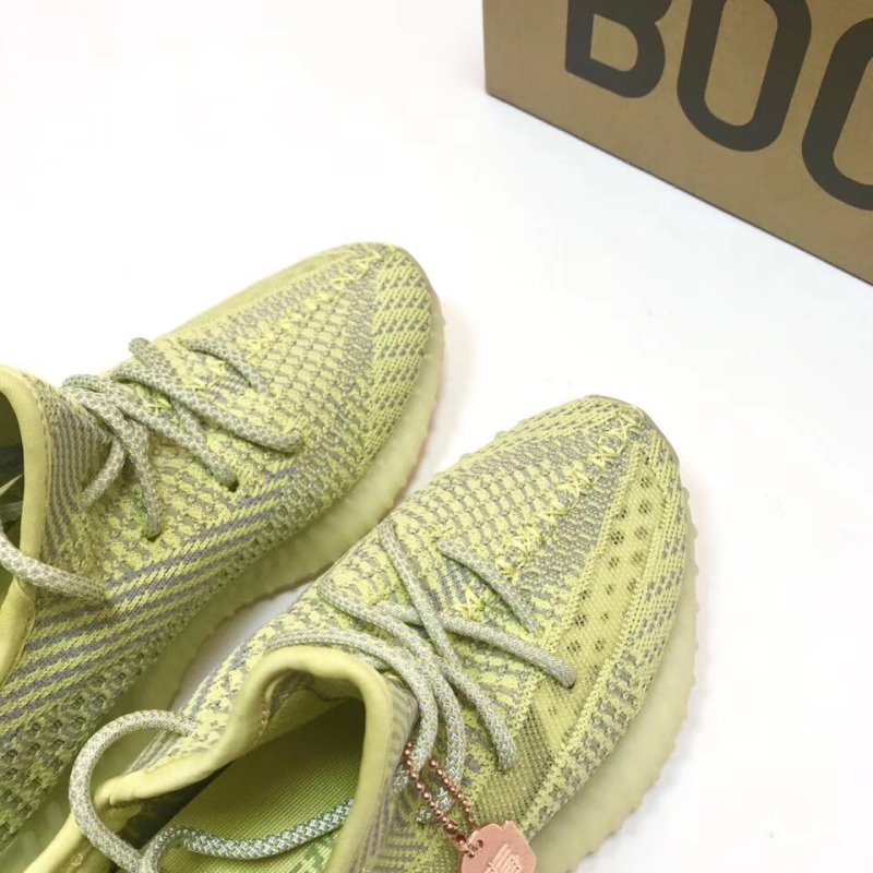 Yeezy Green Boost 350 v2 Sneakers SYZ00086